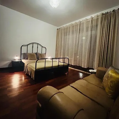 Affittacamere 5ps House *